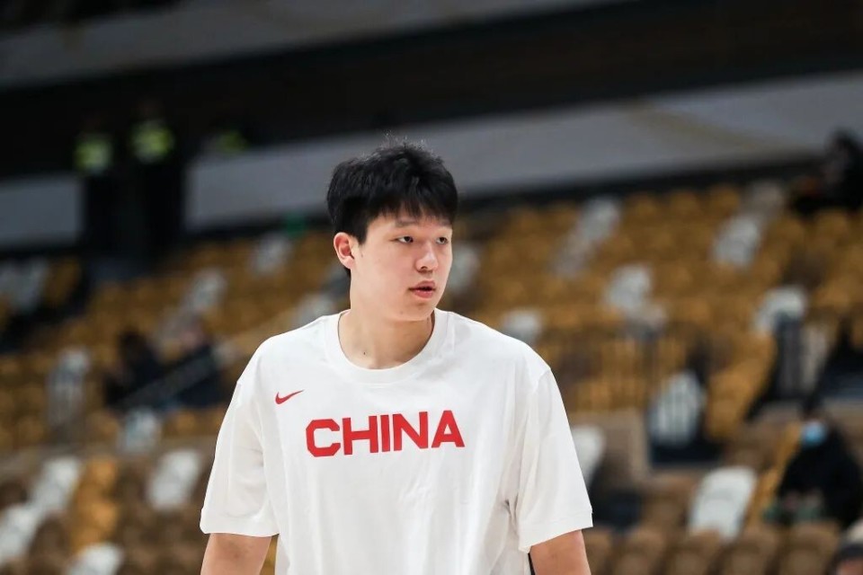 朱正, 王俊杰出战